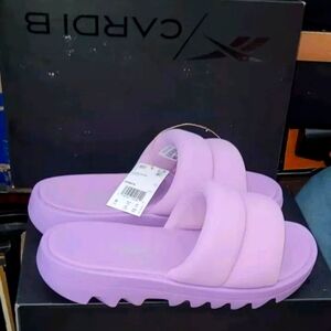 Women's - Reebok Cardi B Slide HP6570 "PURPLE" Size 10 New In Box Comfortable